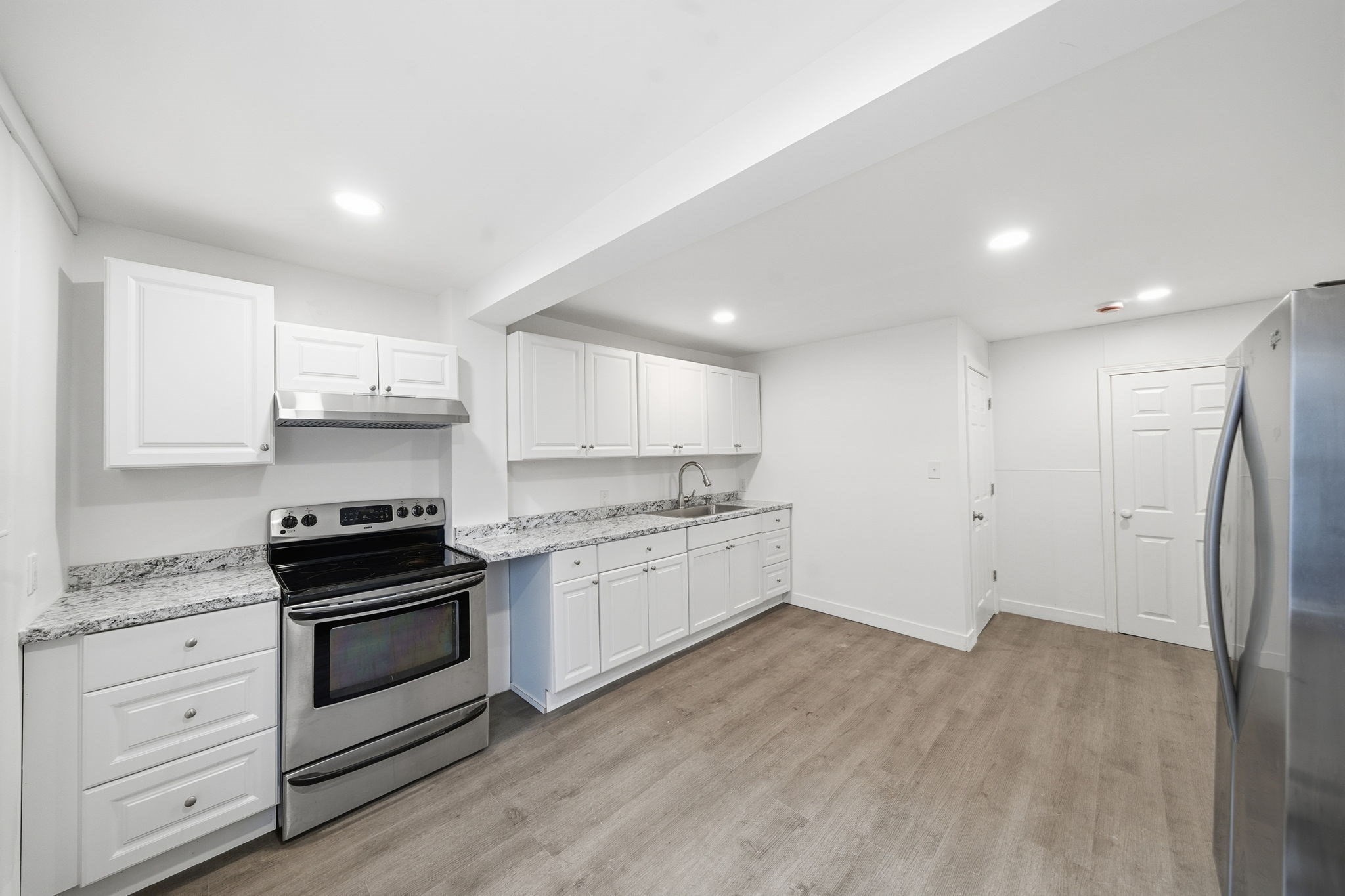 10 3rd Ave, Lowell, MA 01854 - Image 17