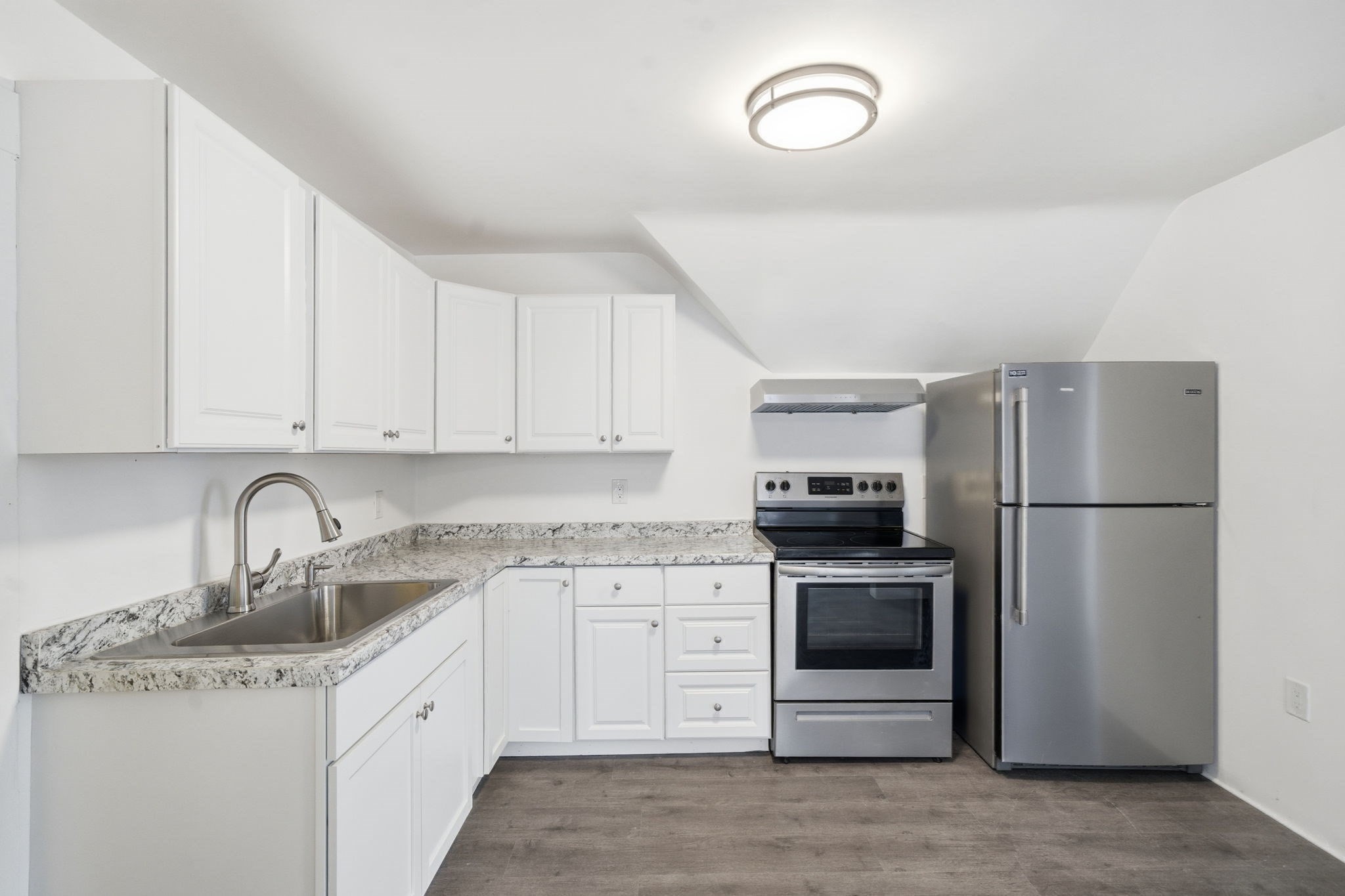 10 3rd Ave, Lowell, MA 01854 - Image 30