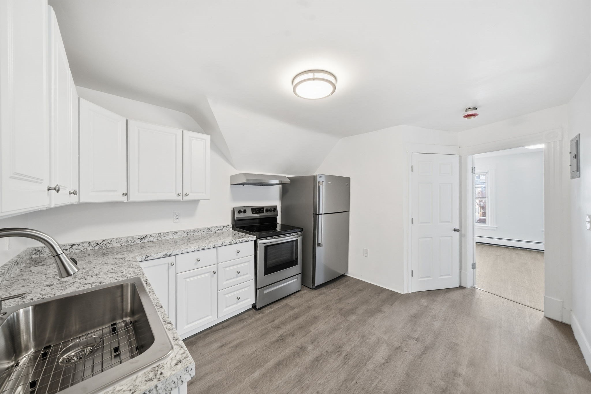 10 3rd Ave, Lowell, MA 01854 - Image 32