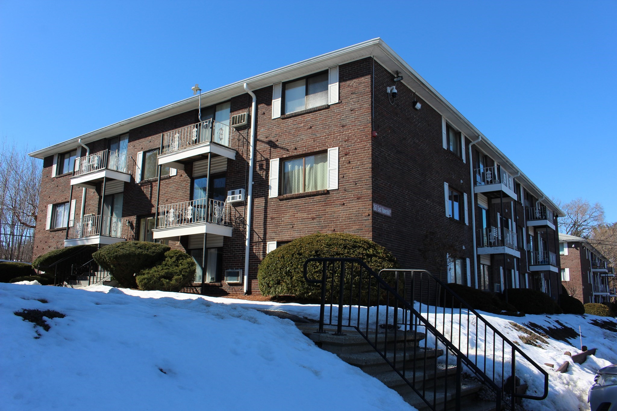 262 E Haverhill St Unit 4, Lawrence, MA 01841 - Image 1