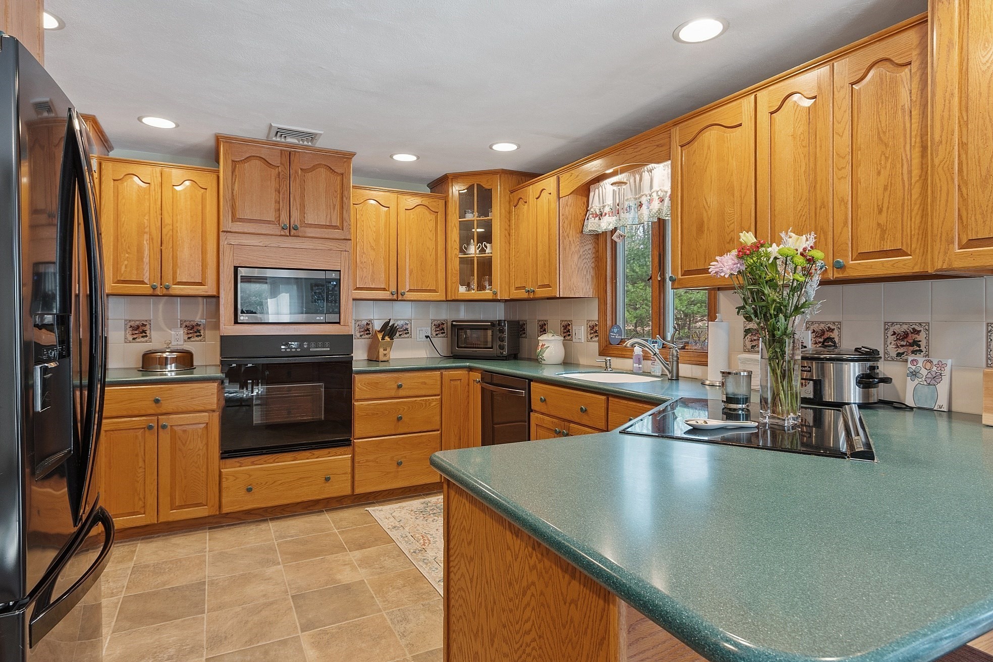 255 McKeon Dr, North Attleboro, MA 02760 - Image 15