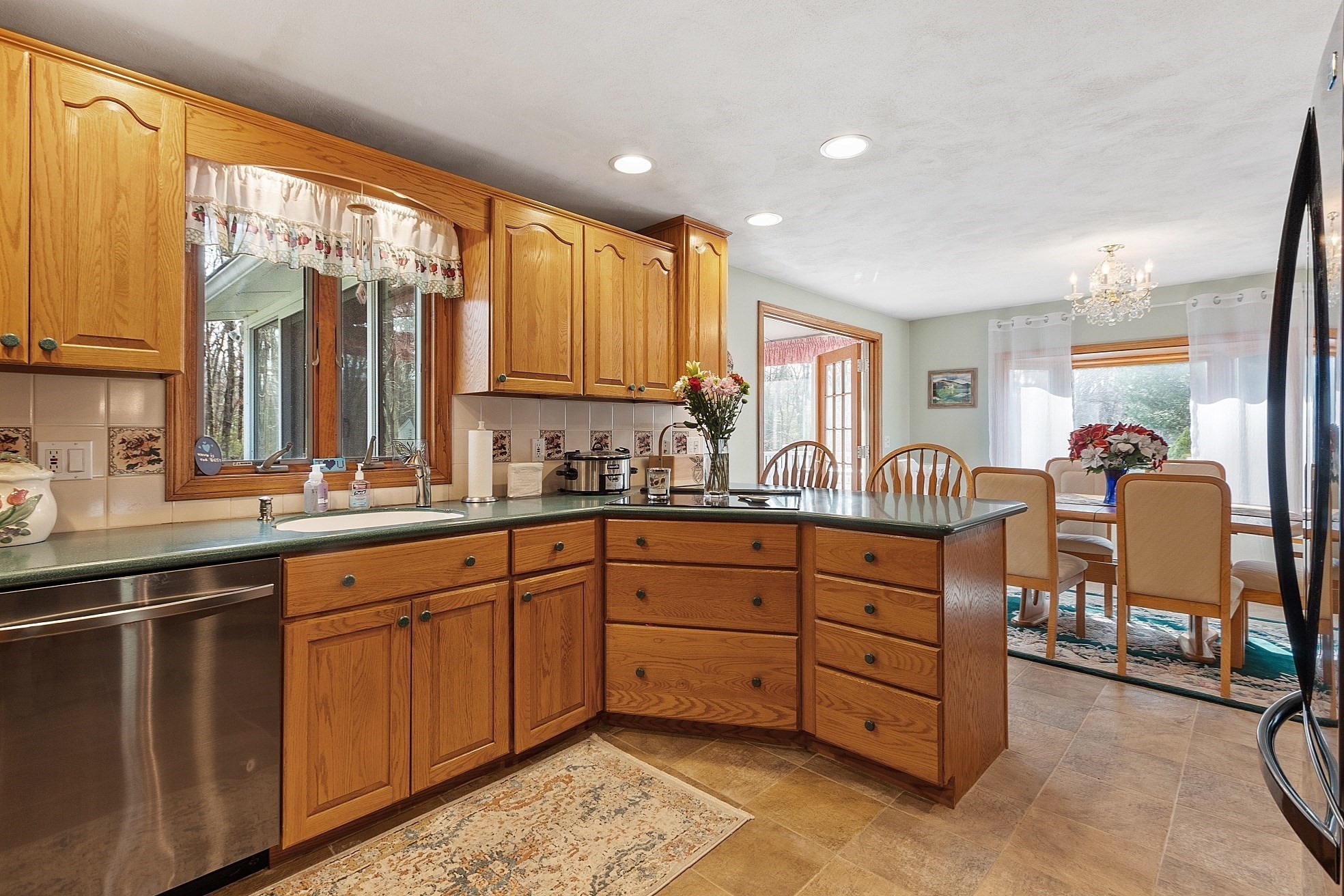 255 McKeon Dr, North Attleboro, MA 02760 - Image 16