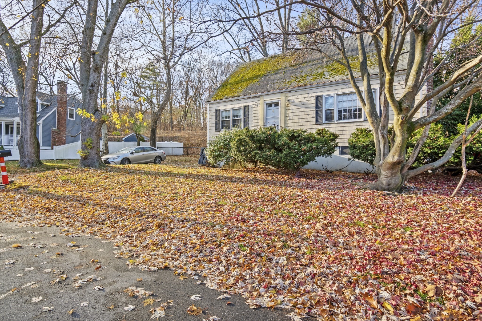 15 Crescent Rd, Woburn, MA 01801 - Image 2