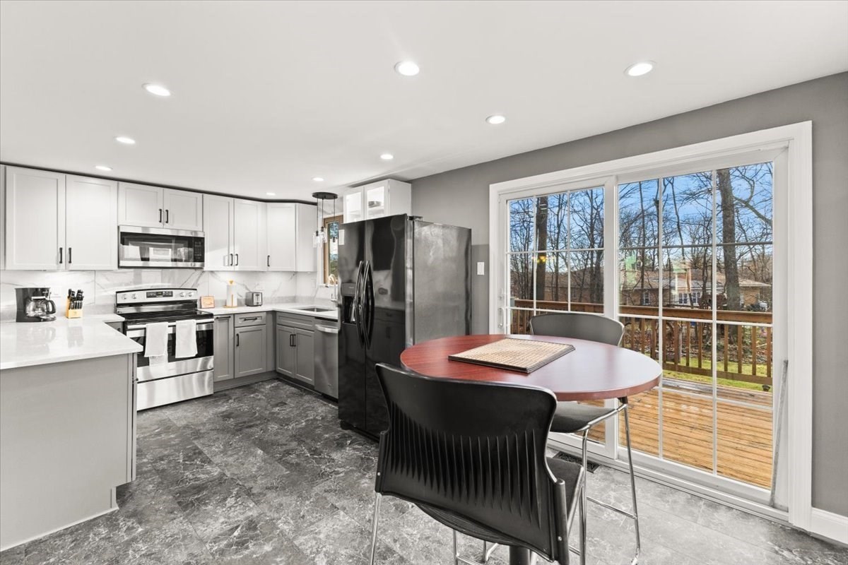 4 Little Tree Ln, Bellingham, MA 02019 - Image 13