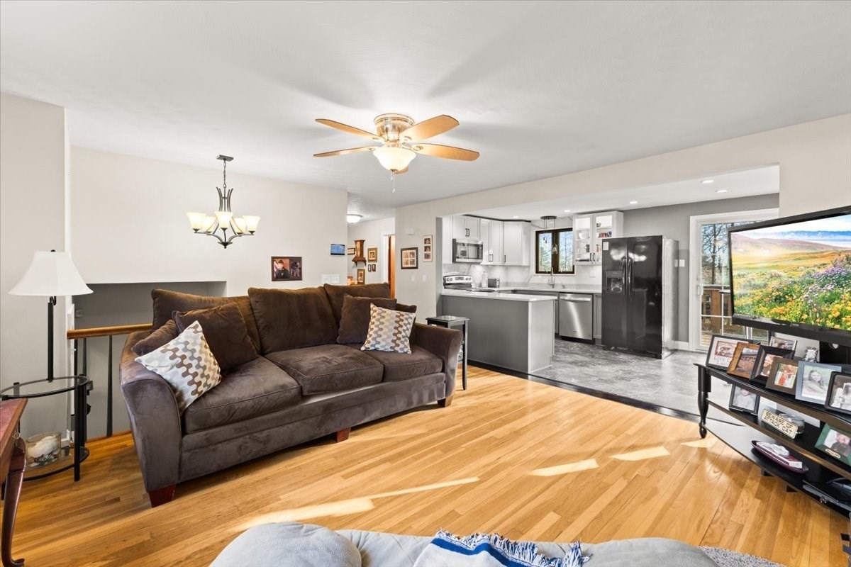 4 Little Tree Ln, Bellingham, MA 02019 - Image 9