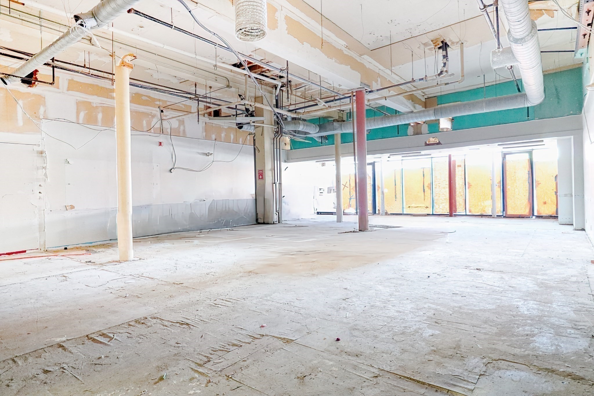 218 Essex Street, Lawrence, MA 01840 - Image 11