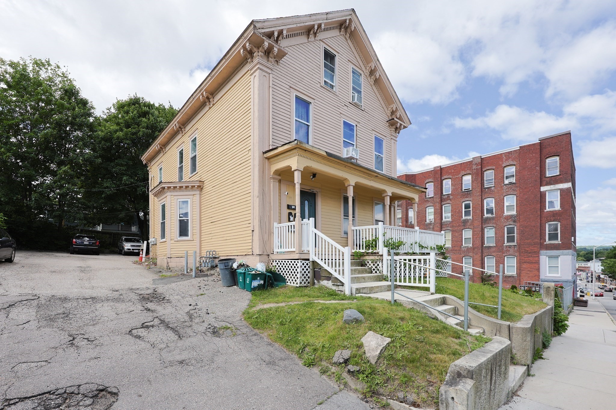 230 Pleasant, Worcester, MA 01609 - Image 2