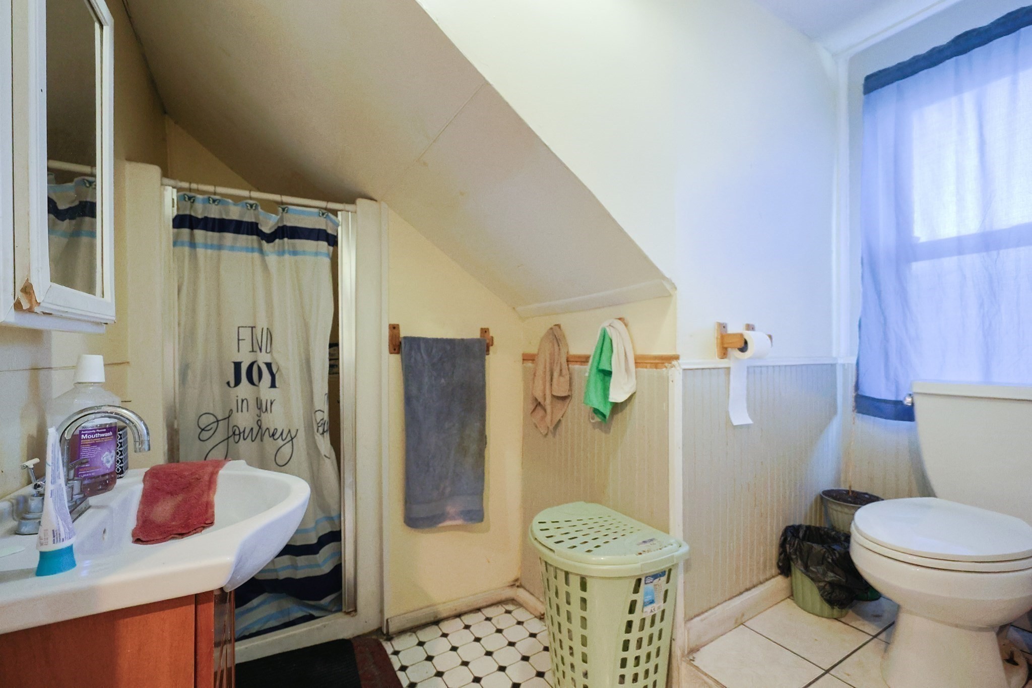 230 Pleasant, Worcester, MA 01609 - Image 23