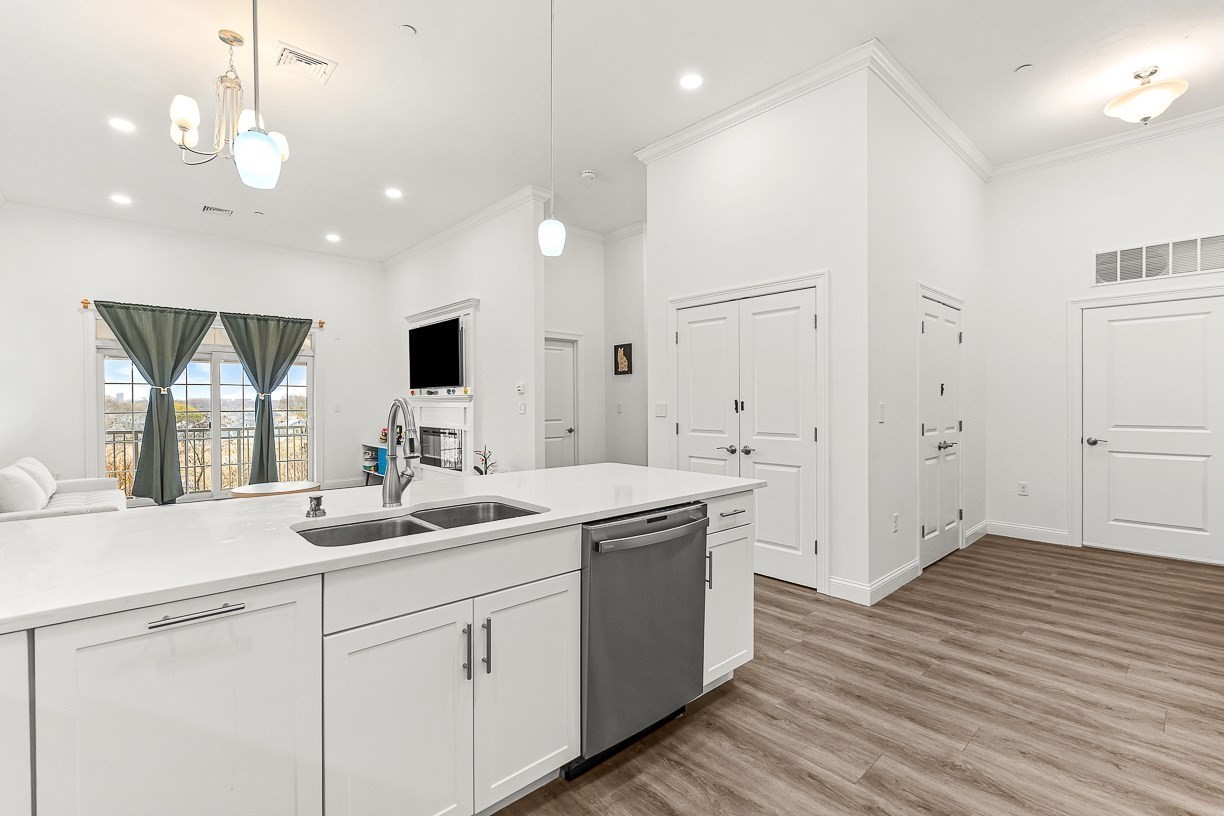 320 Middlesex Ave Unit E403, Medford, MA 02155 - Image 15