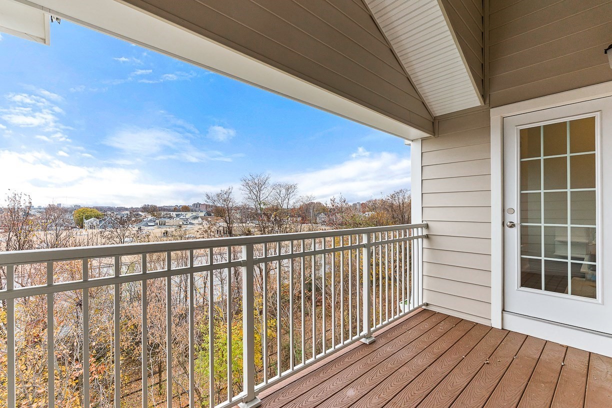 320 Middlesex Ave Unit E403, Medford, MA 02155 - Image 24