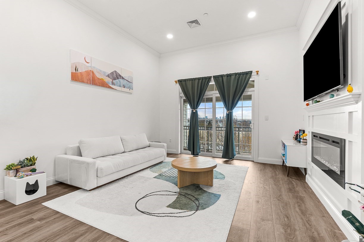 320 Middlesex Ave Unit E403, Medford, MA 02155 - Image 8