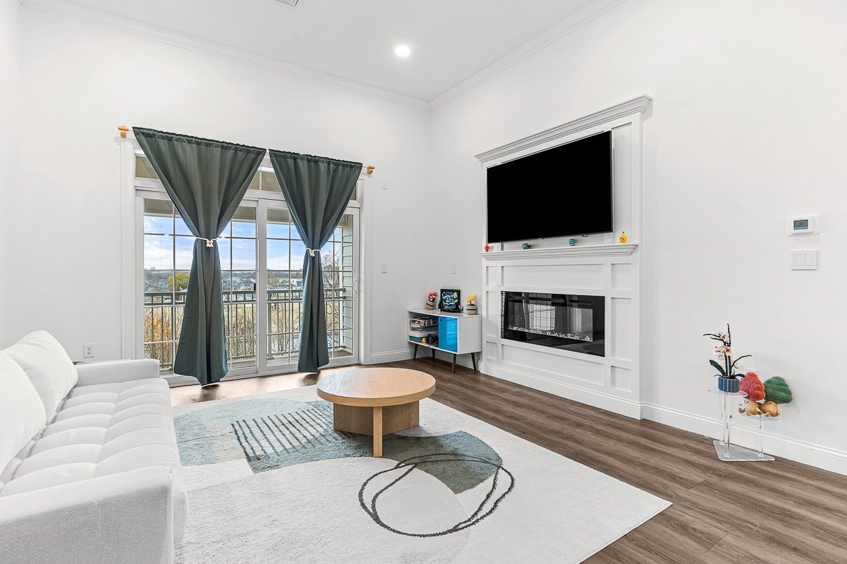 320 Middlesex Ave Unit E403, Medford, MA 02155 - Image 9