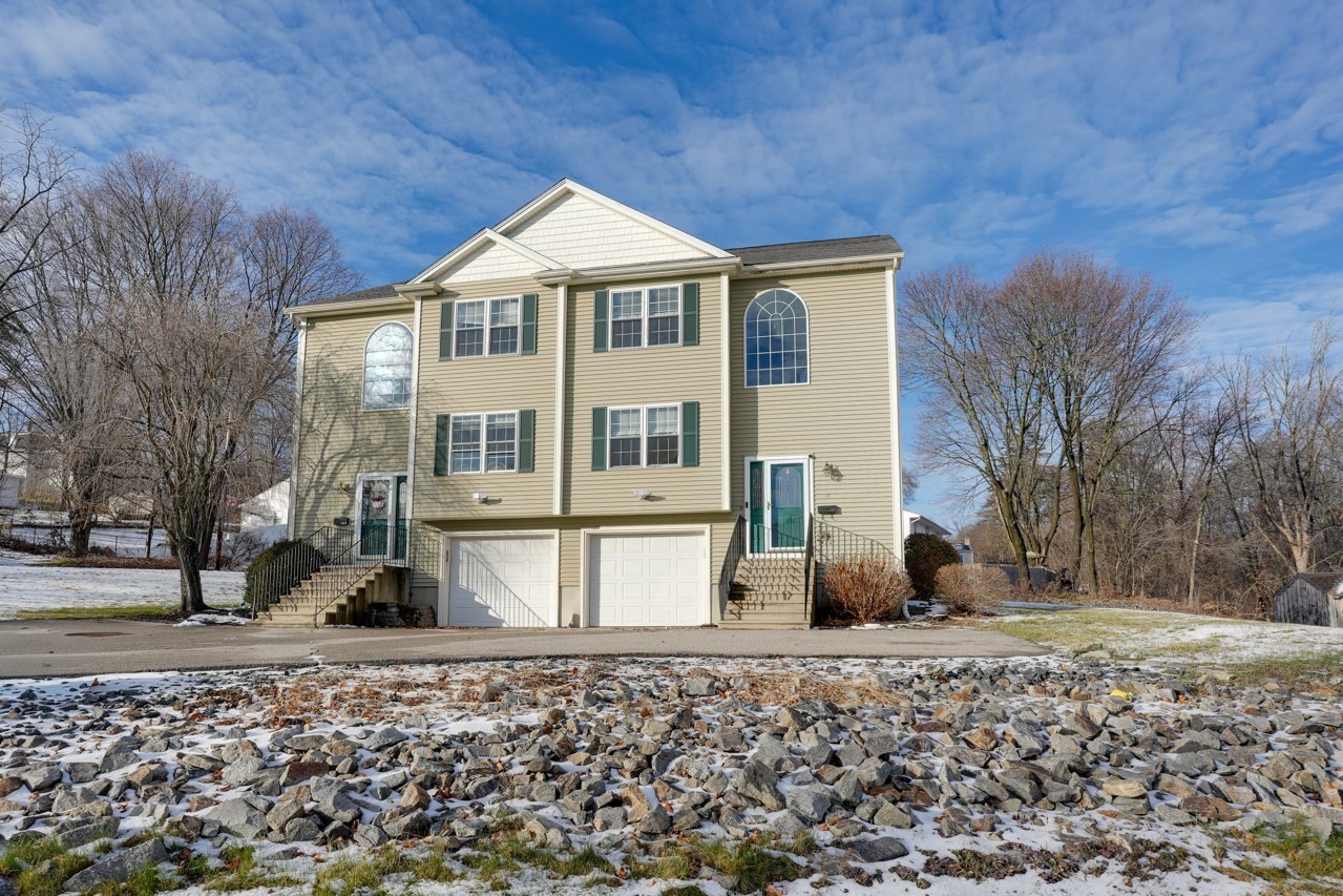 18 Lincoln Ave, Millbury, MA 01527 - Image 1