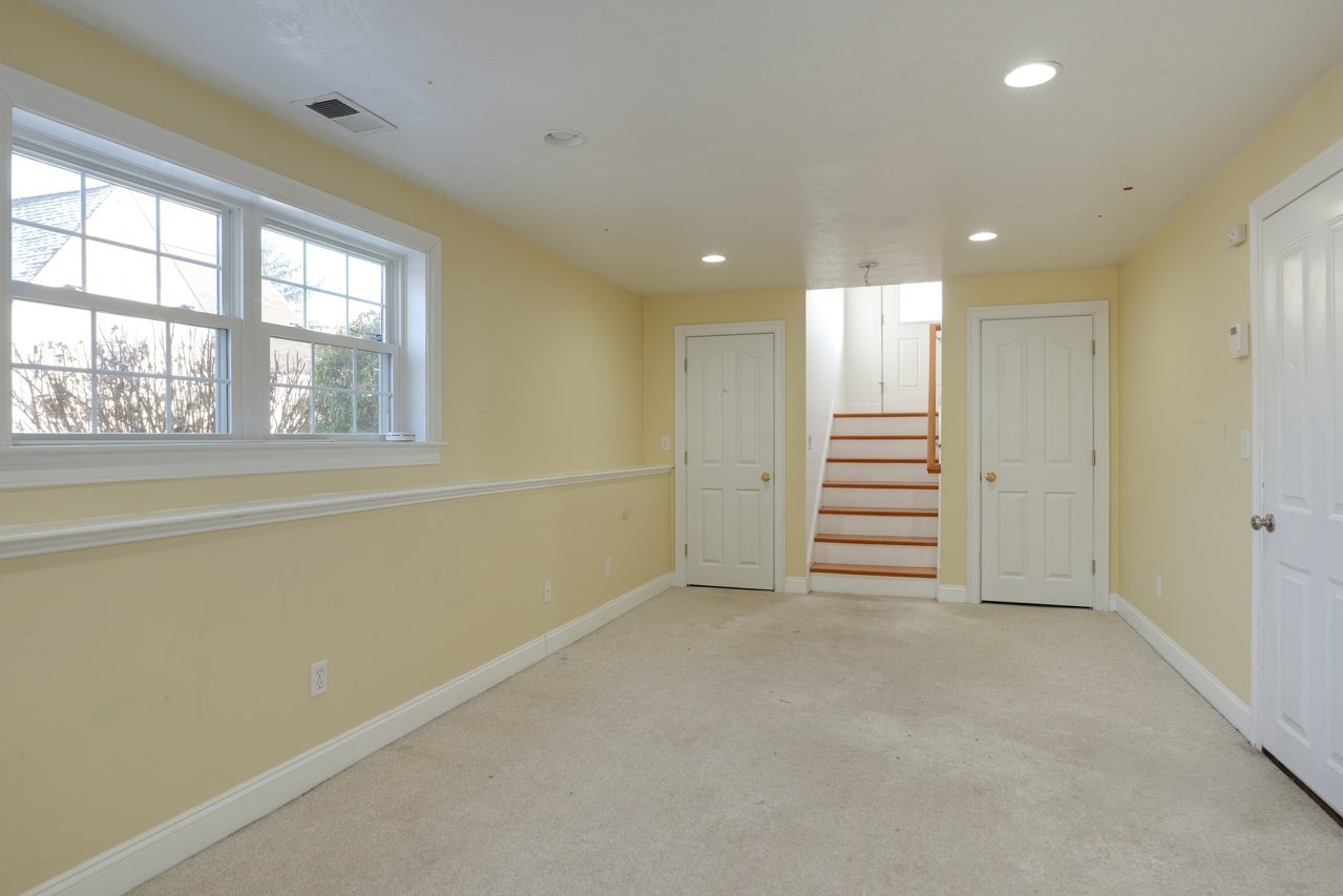 18 Lincoln Ave, Millbury, MA 01527 - Image 17