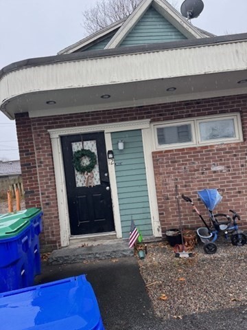 12 Linden St, Rockland, MA 02370