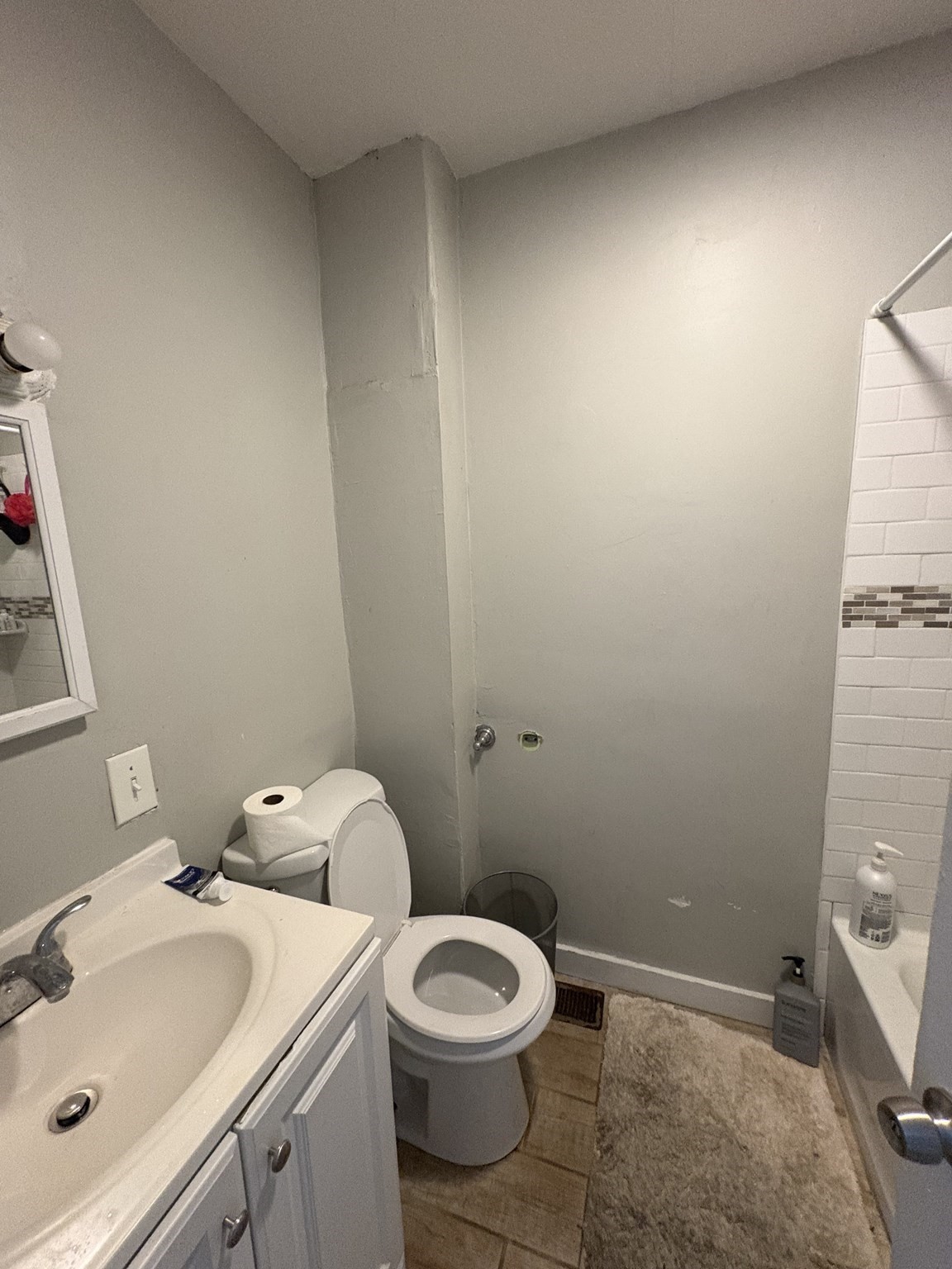 211 Elm, Everett, MA 02149 - Image 27