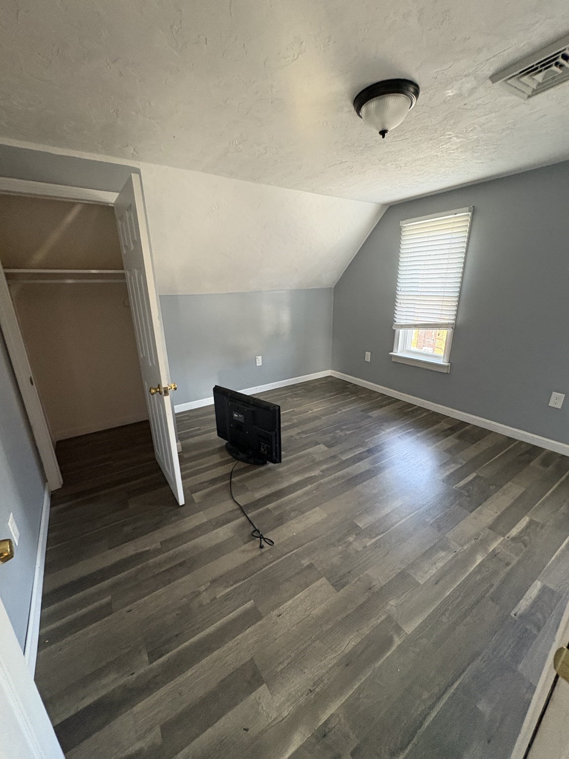 211 Elm, Everett, MA 02149 - Image 9