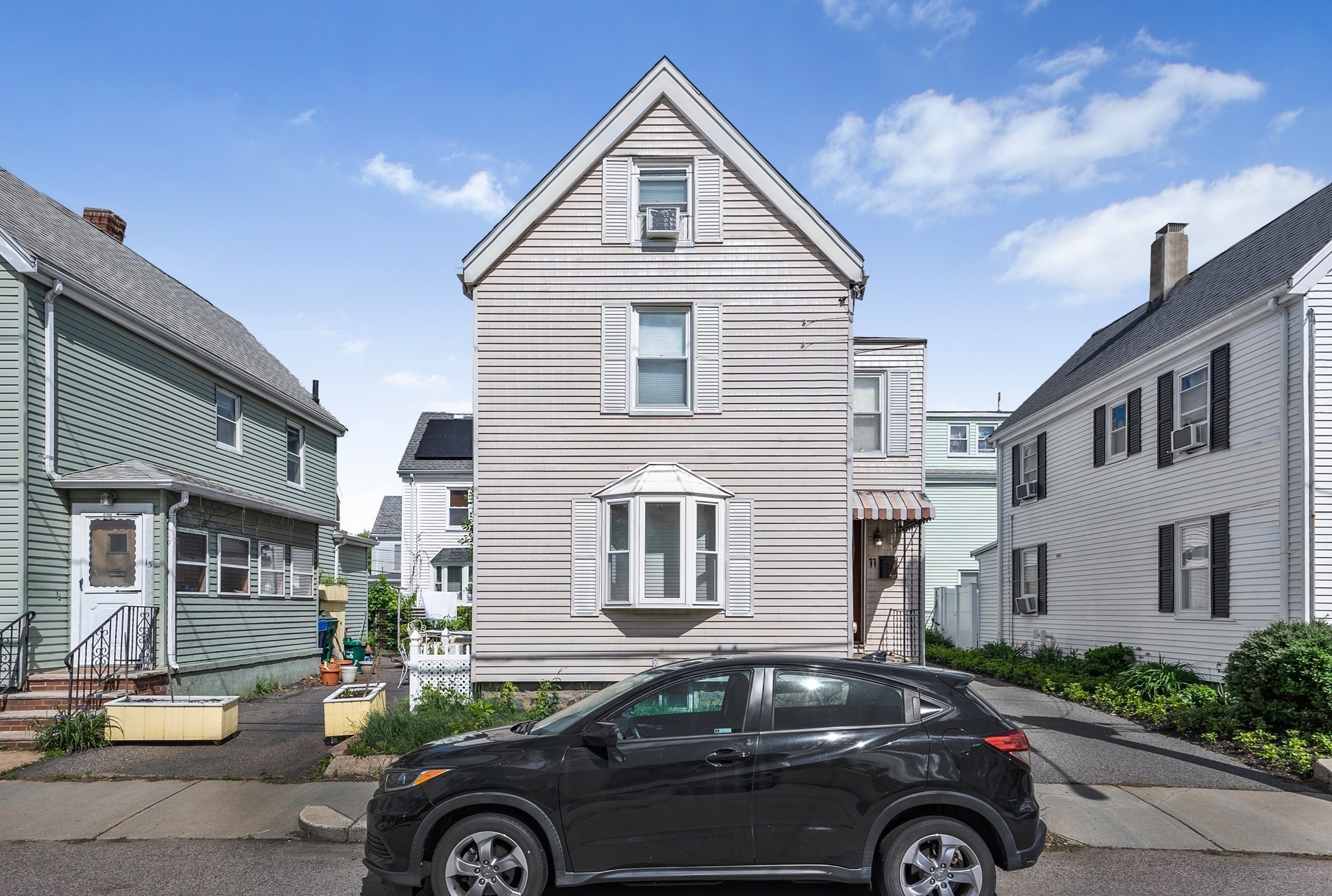 11 Murphy Ct, Newton, MA 02458 - Image 3