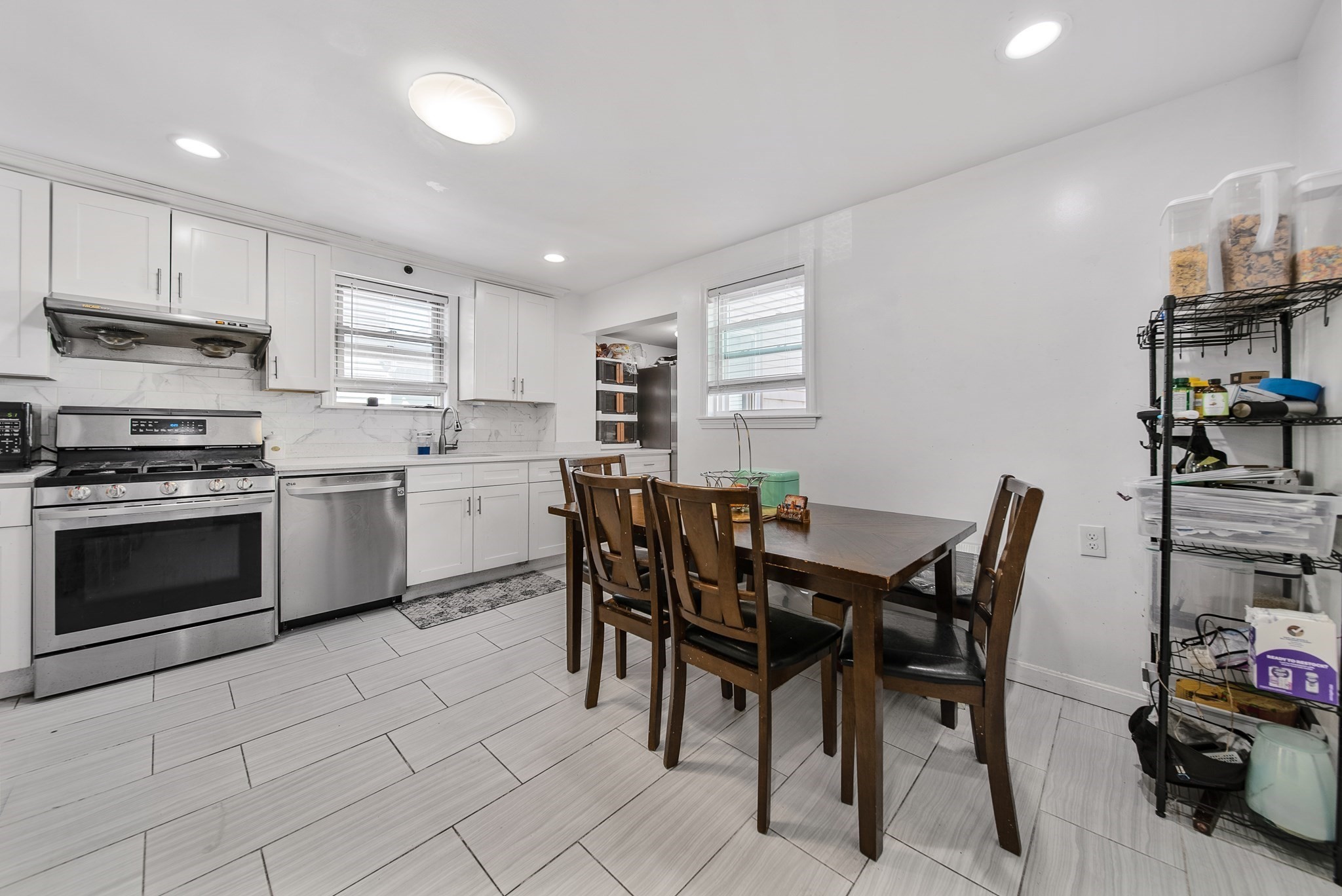 11 Murphy Ct, Newton, MA 02458 - Image 9