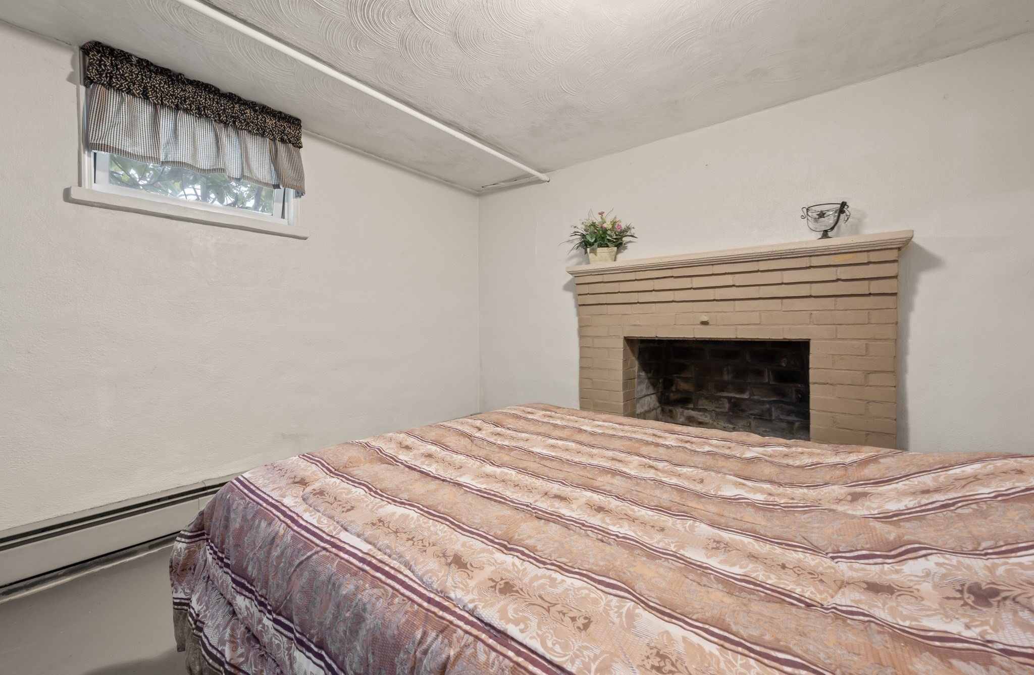 656 Bolton Street, Marlborough, MA 01752 - Image 28