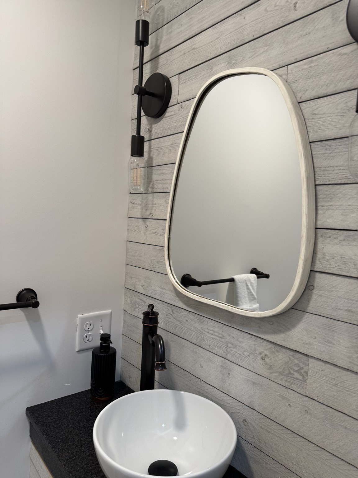 18 Granite Street, Rockport, MA 01966 - Image 12