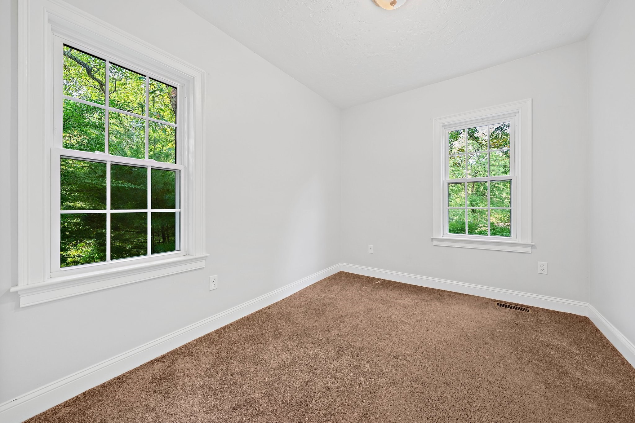 285 Elm St, Pembroke, MA 02359 - Image 11