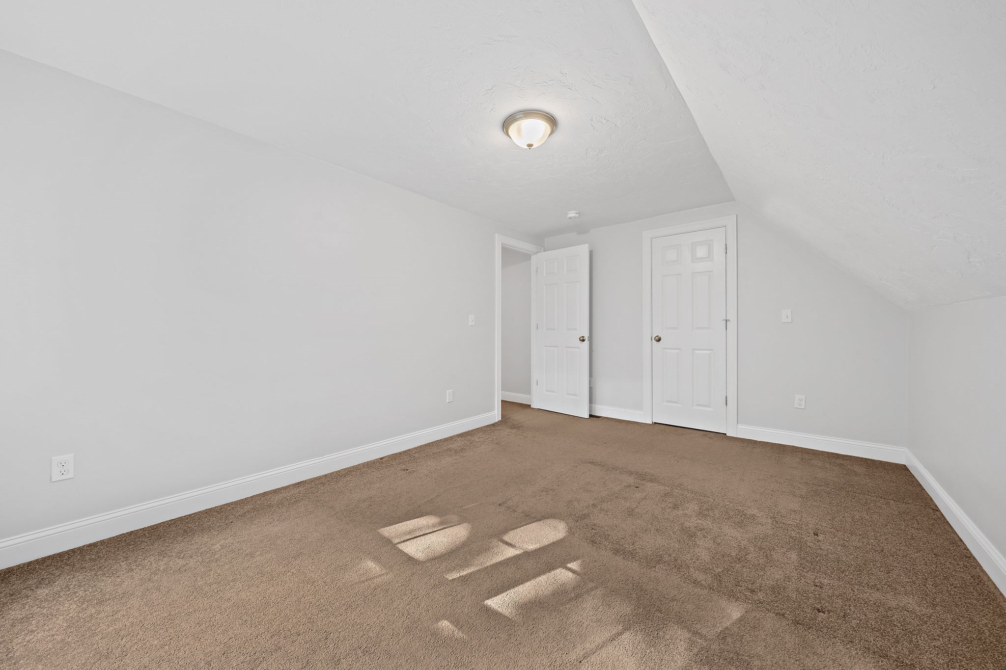 285 Elm St, Pembroke, MA 02359 - Image 21