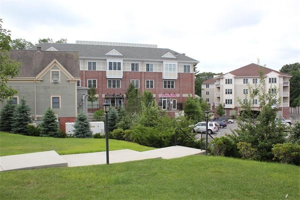 9 Summer St, Franklin, MA 02038 - Image 4