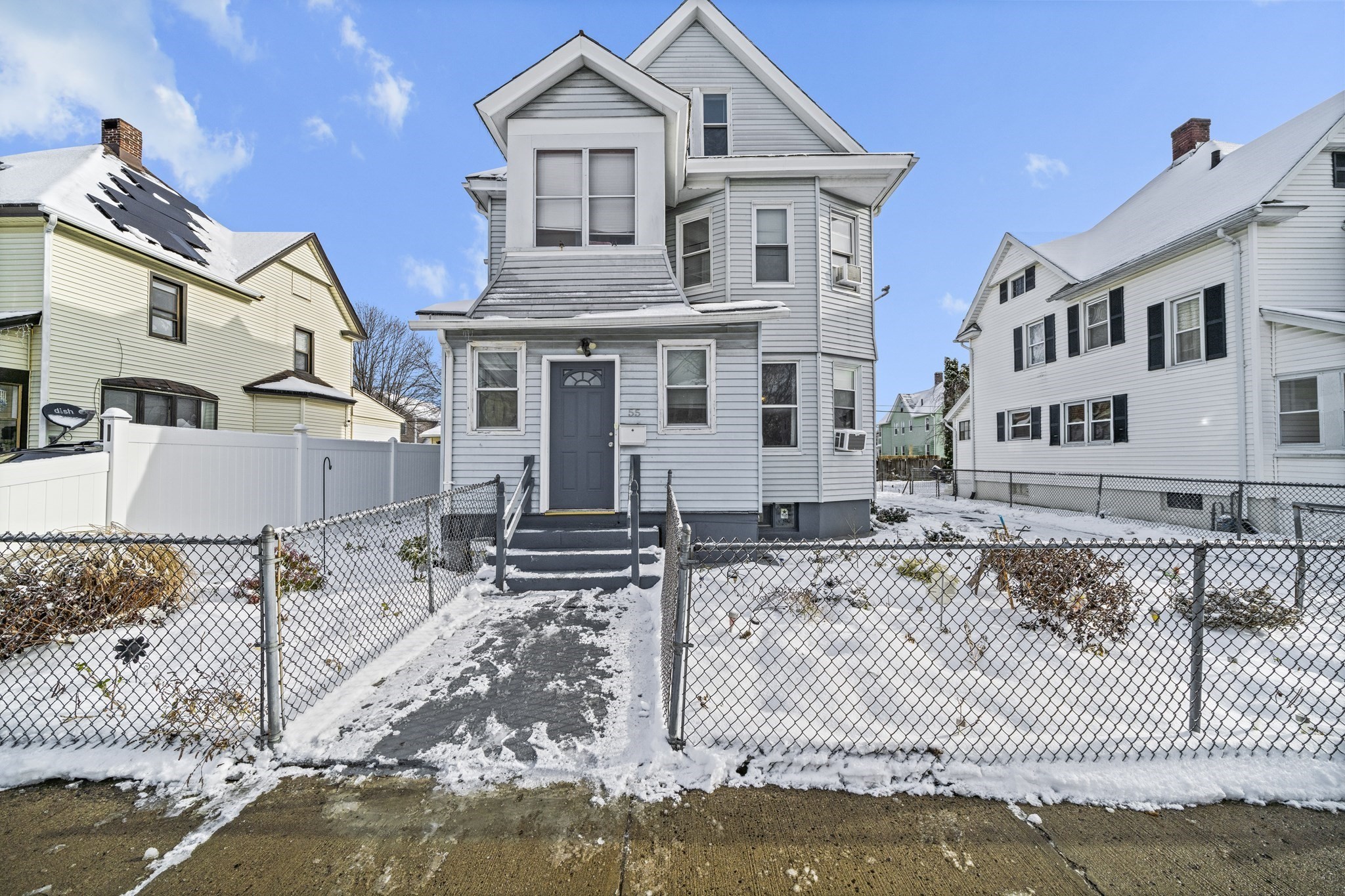 55 Malden St, Springfield, MA 01108