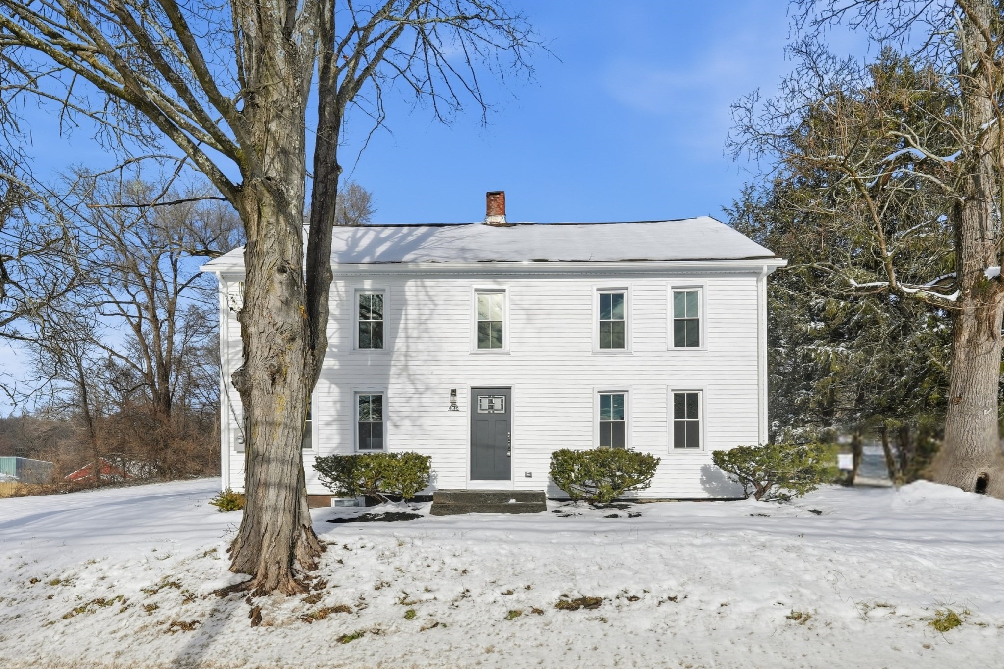 436 Holyoke St, Ludlow, MA 01056
