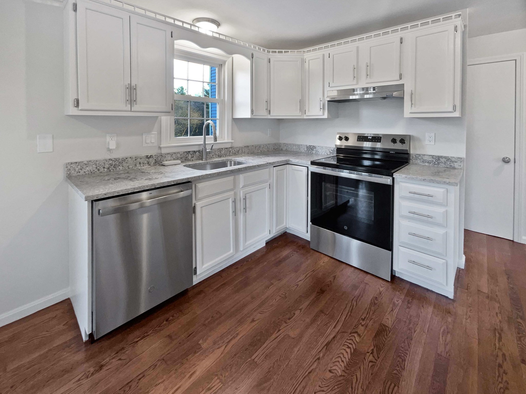 155 Clark Rd Unit 155, Wrentham, MA 02093 - Image 2