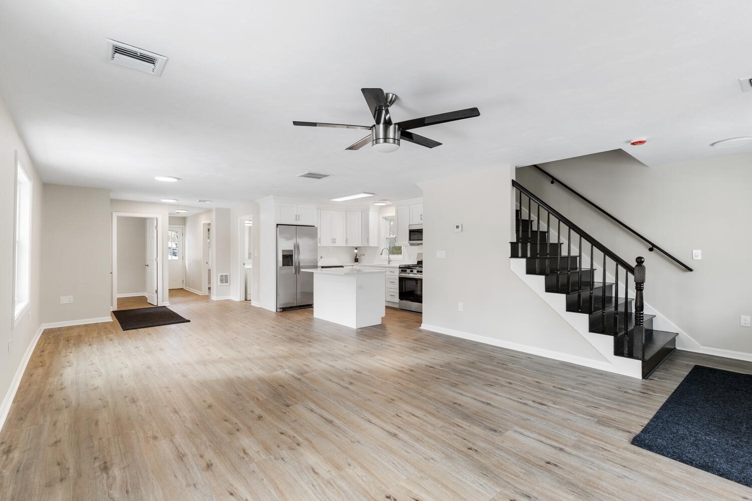 31 Court St, Lowell, MA 01852 - Image 2