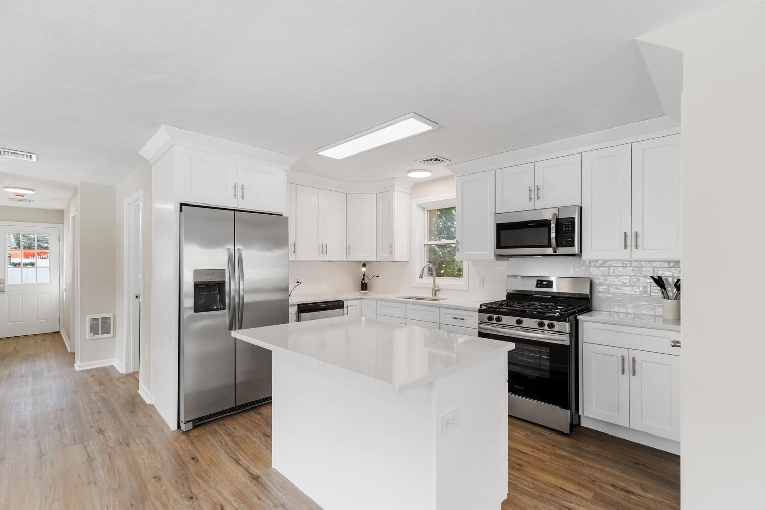 31 Court St, Lowell, MA 01852 - Image 3