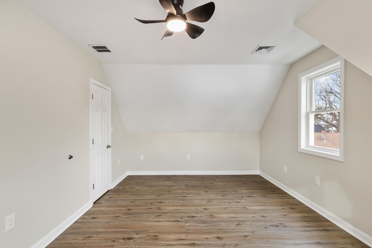 31 Court St, Lowell, MA 01852 - Image 9