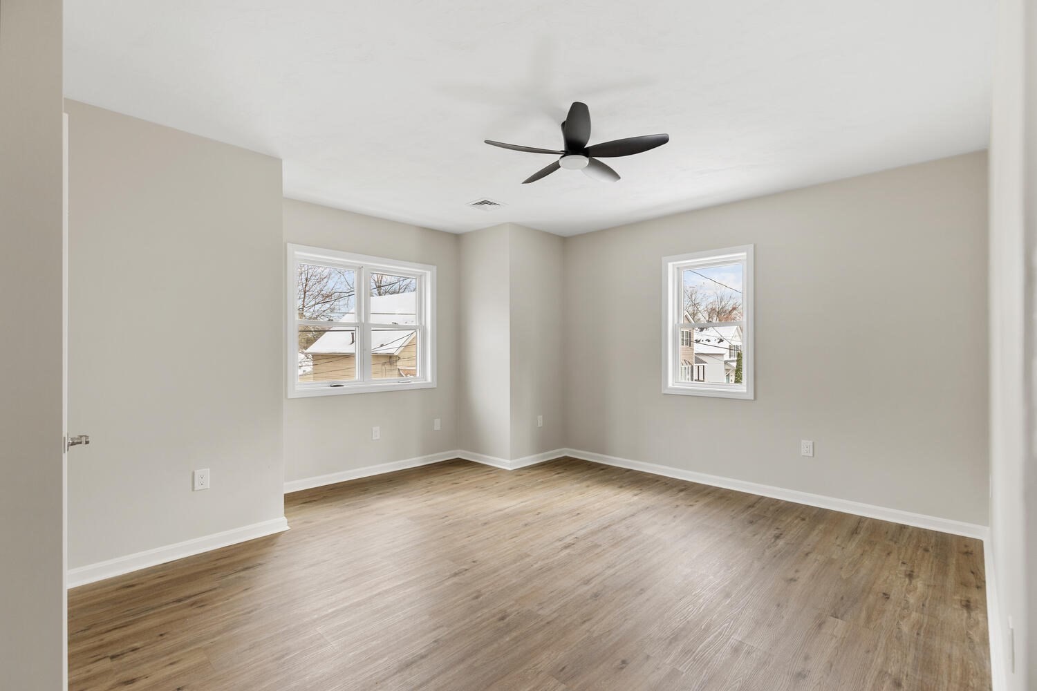 31 Court St, Lowell, MA 01852 - Image 8