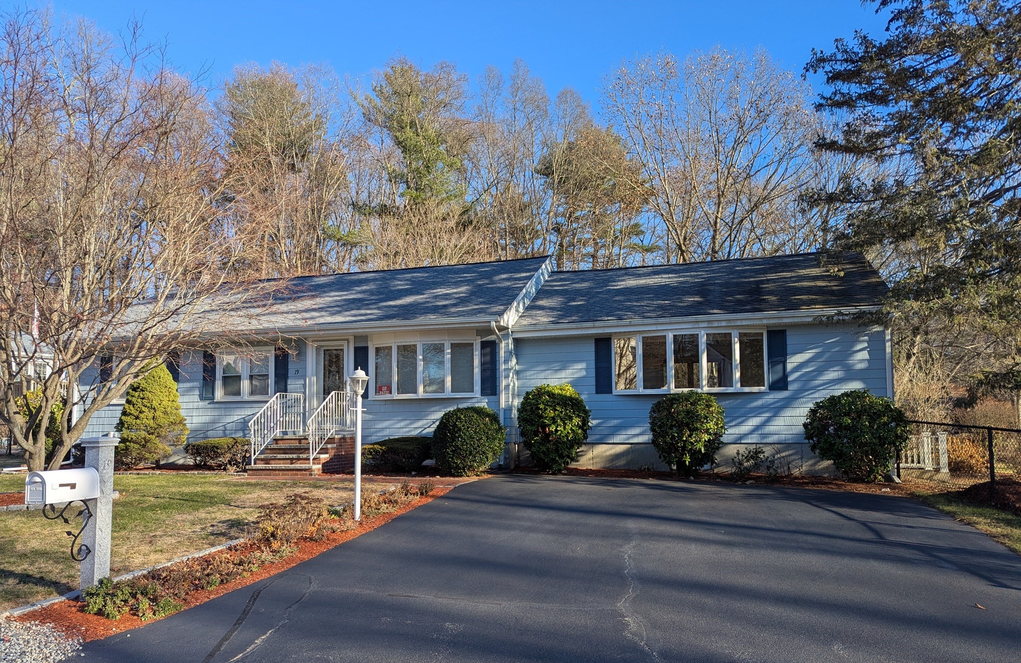 19 Carey Ave, Burlington, MA 01803 - Image 1