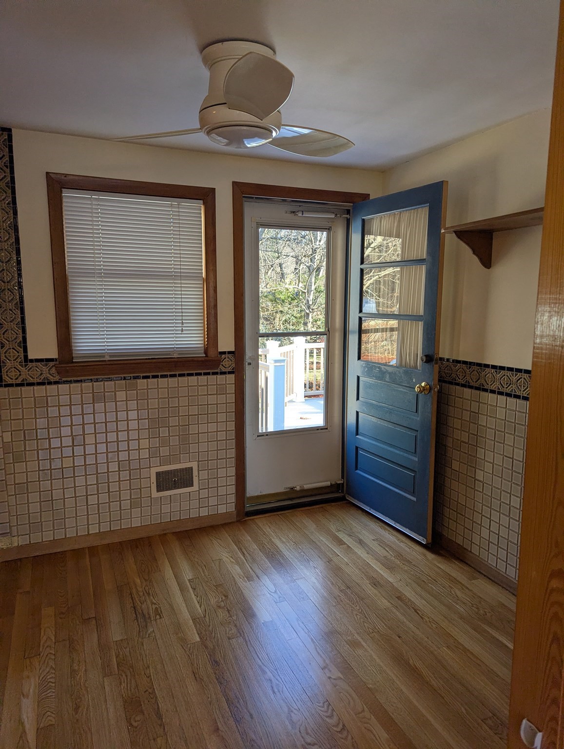 19 Carey Ave, Burlington, MA 01803 - Image 8