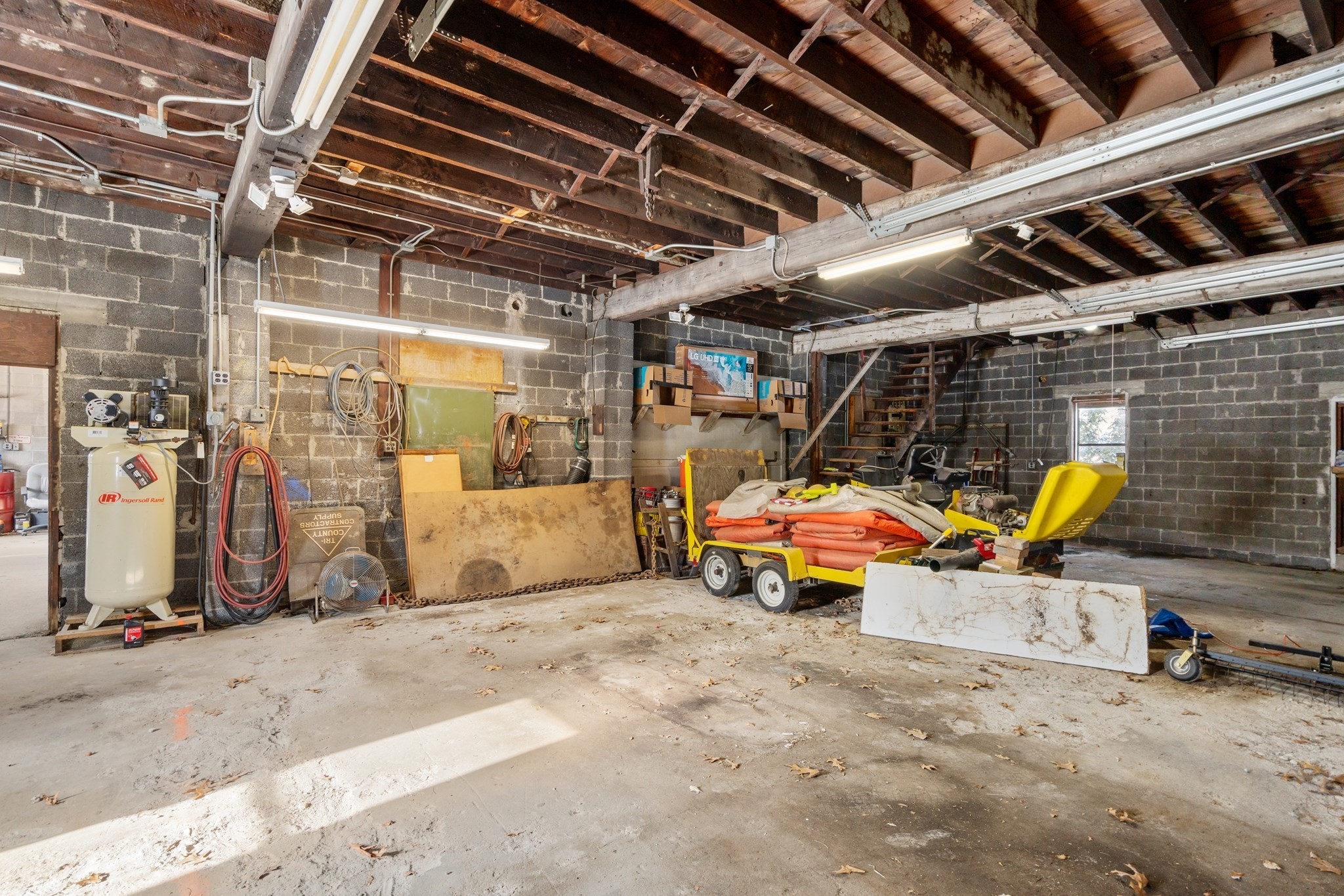 0 S Maple St (rear), Westfield, MA 01085 - Image 12