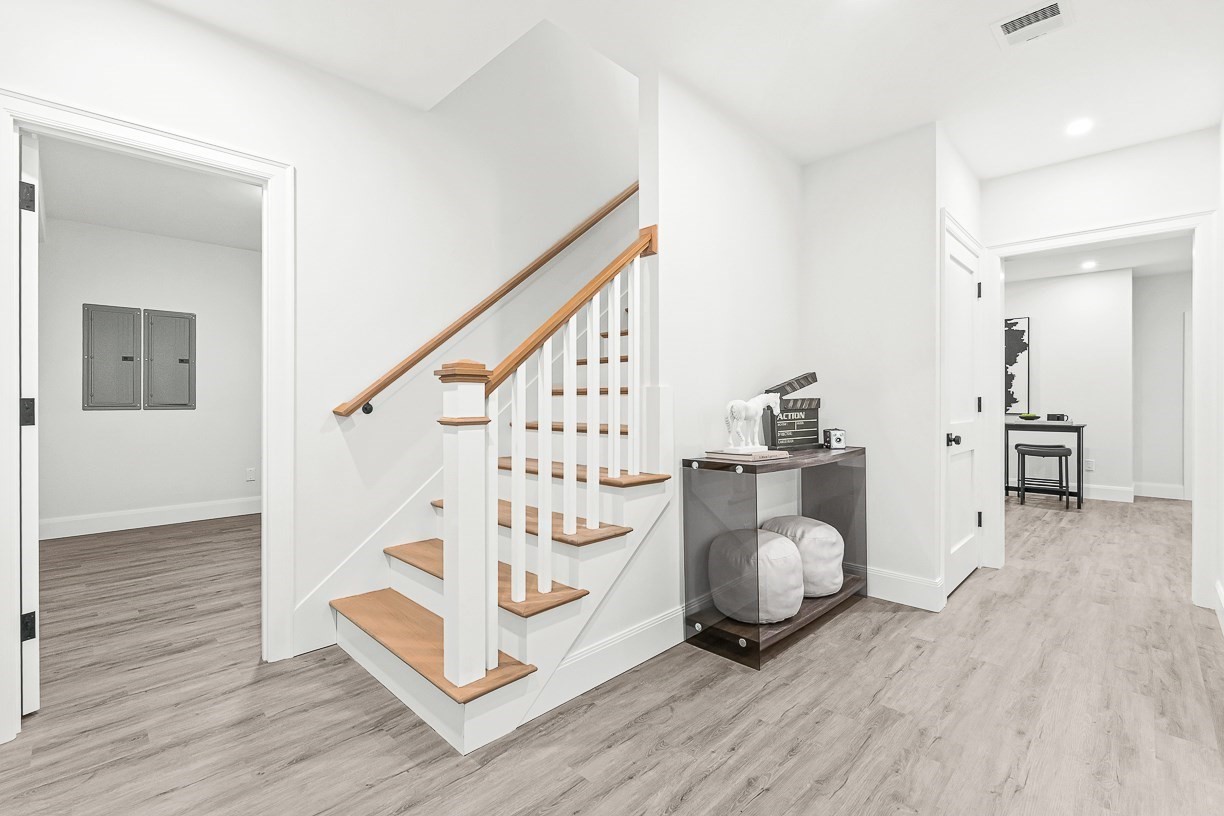 8 Oakdale Ave, Wellesley, MA 02482 - Image 26