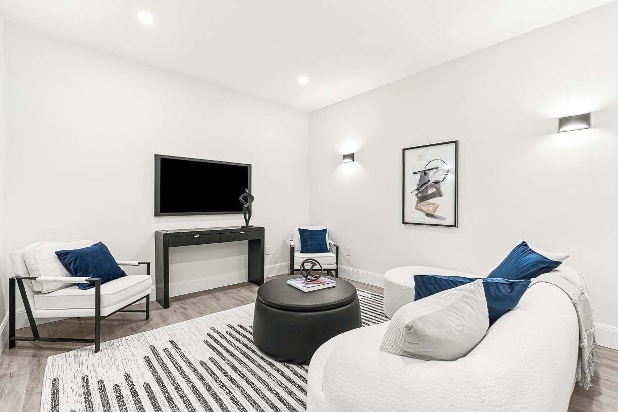 8 Oakdale Ave, Wellesley, MA 02482 - Image 31