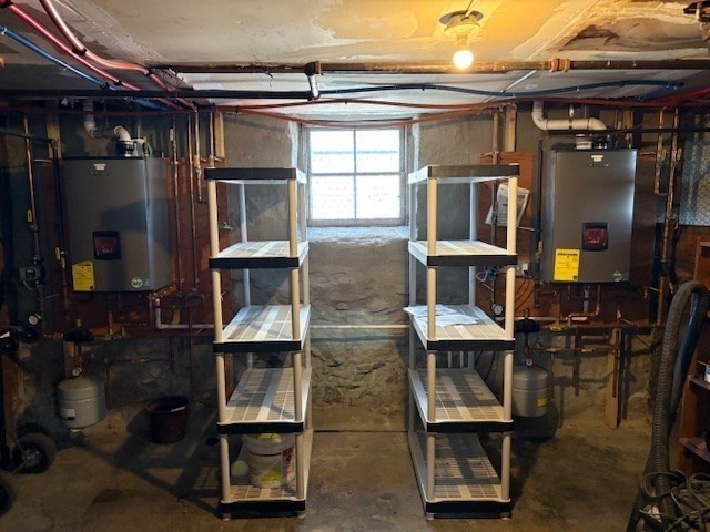 644 King Philip St, Fall River, MA 02724 - Image 13