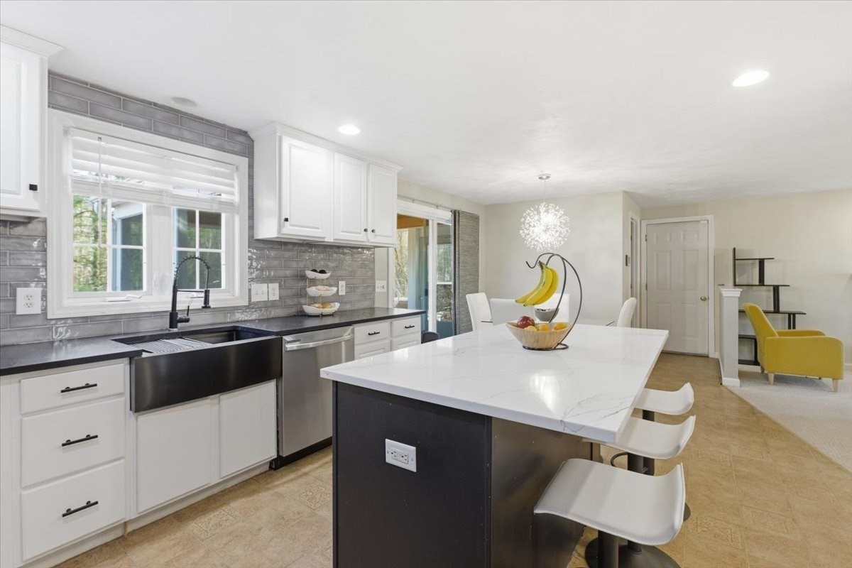 133 Grove St., Bellingham, MA 02019 - Image 2