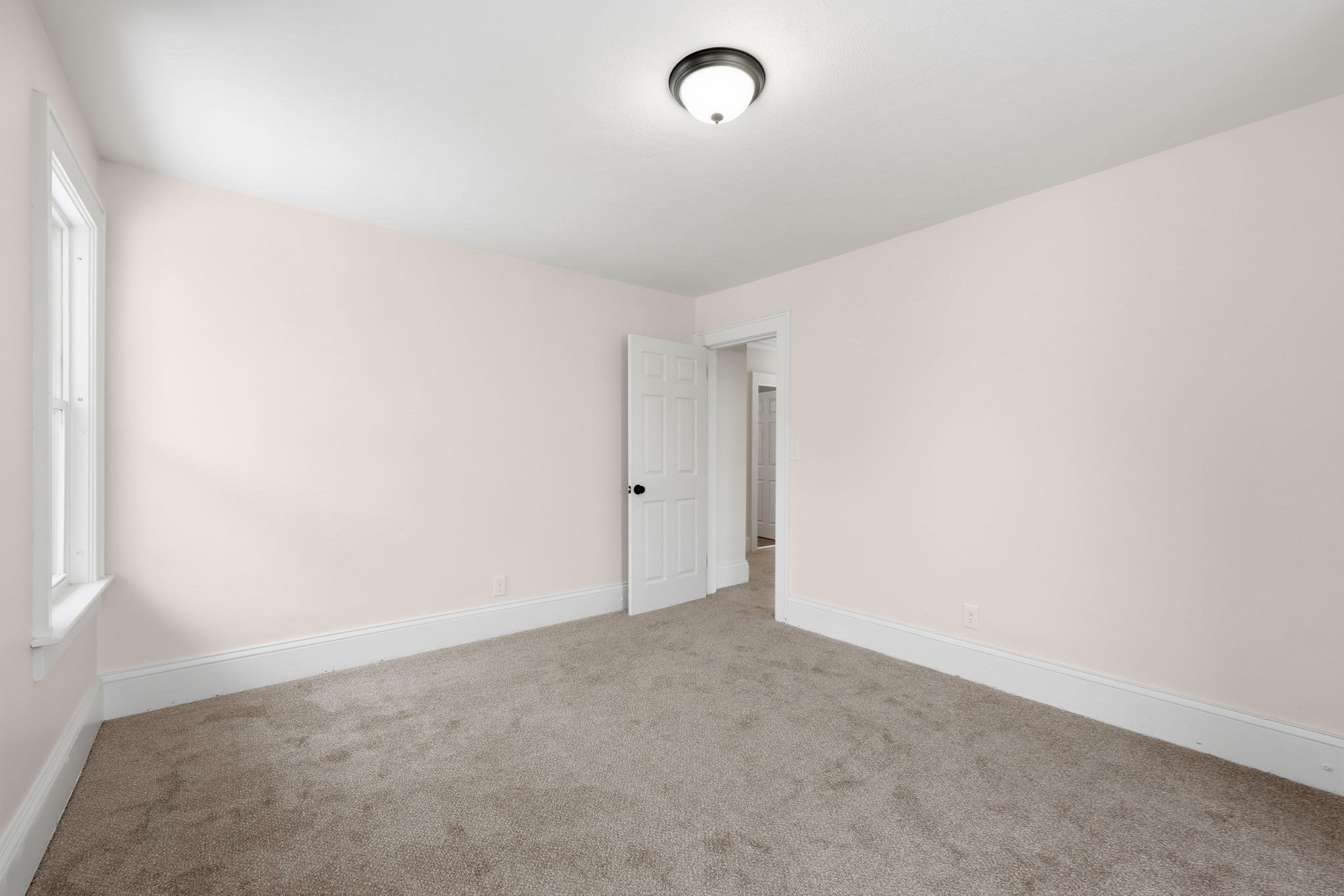 48 Pleasant St, Westfield, MA 01085 - Image 28