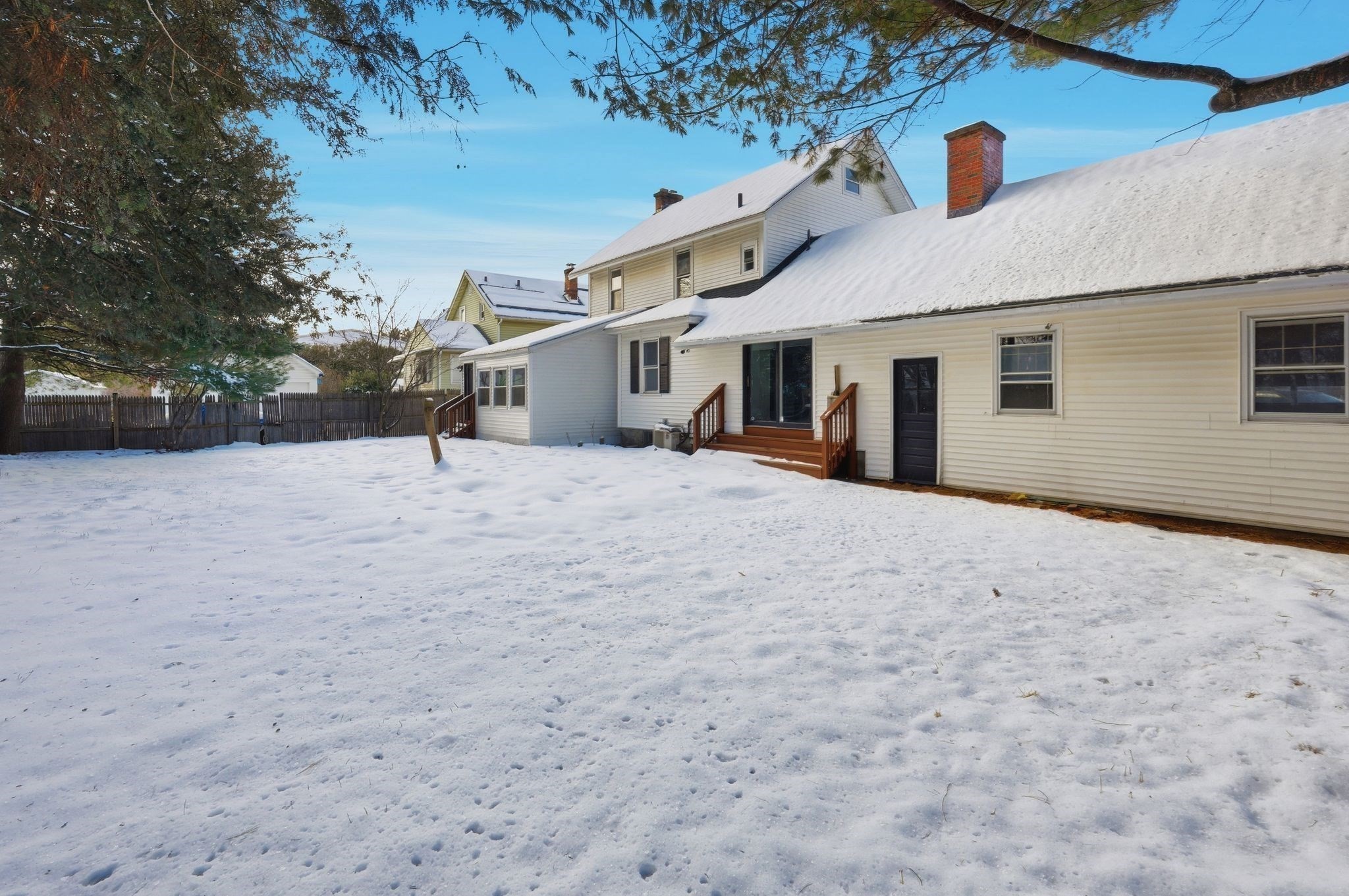 48 Pleasant St, Westfield, MA 01085 - Image 36