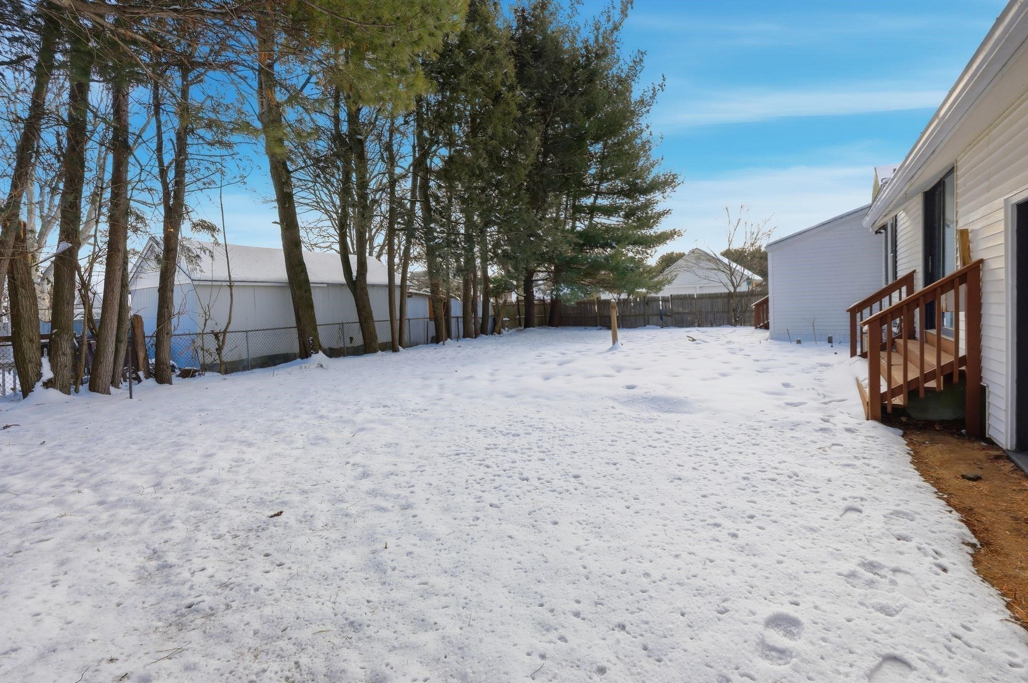 48 Pleasant St, Westfield, MA 01085 - Image 37