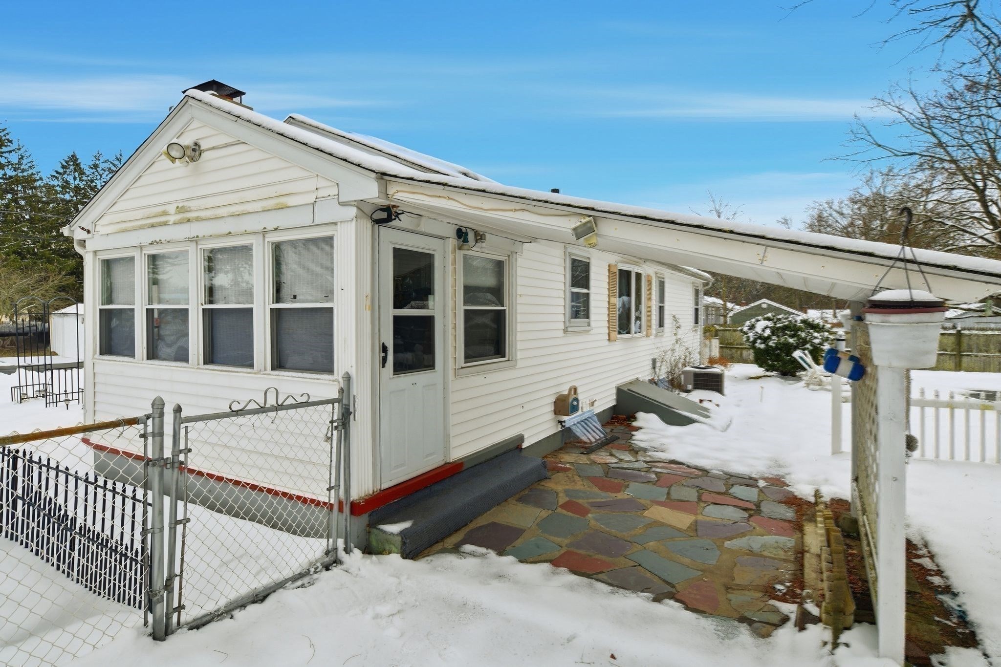 135 Bulat Dr, Springfield, MA 01129 - Image 29