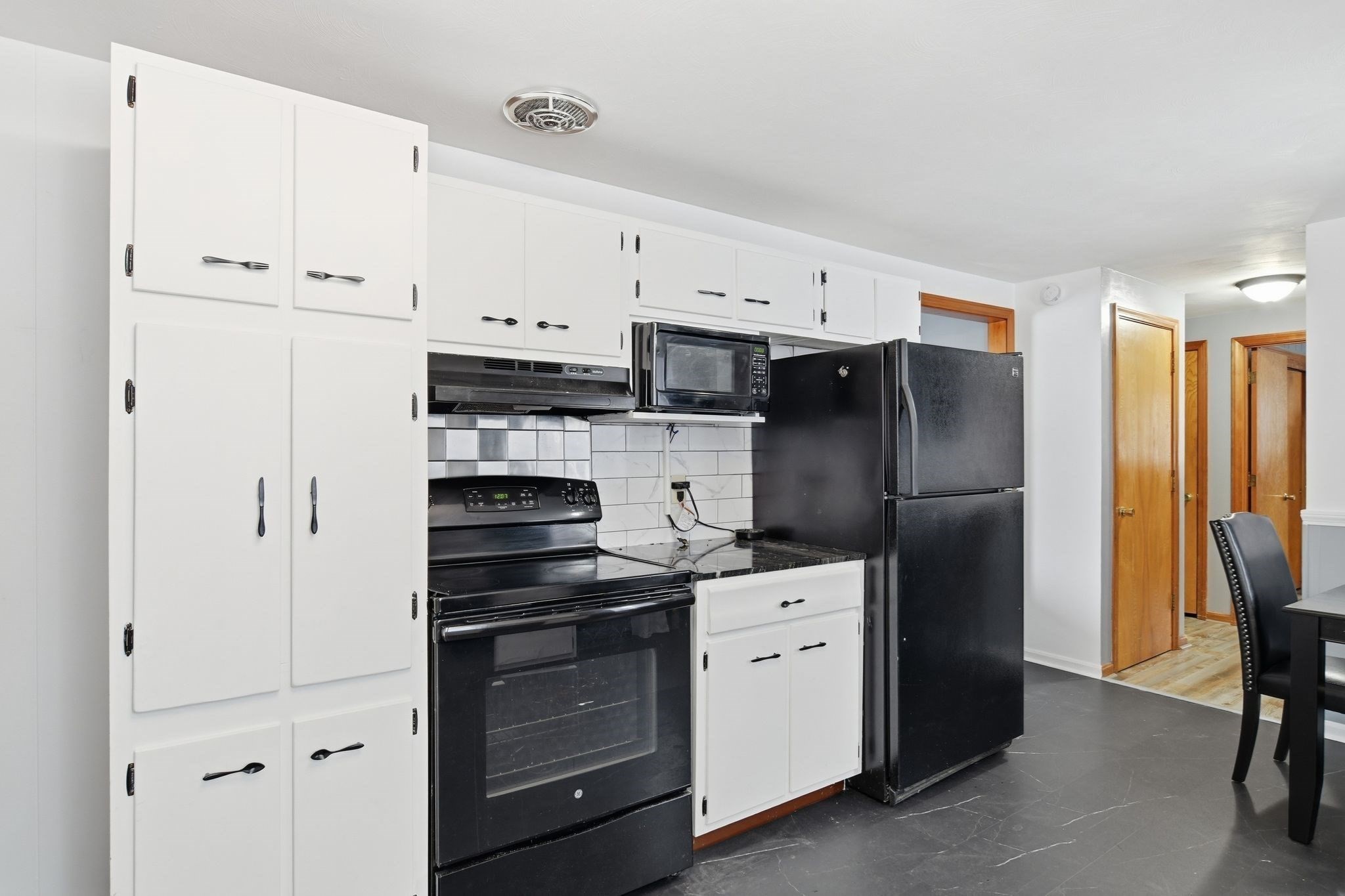 135 Bulat Dr, Springfield, MA 01129 - Image 6