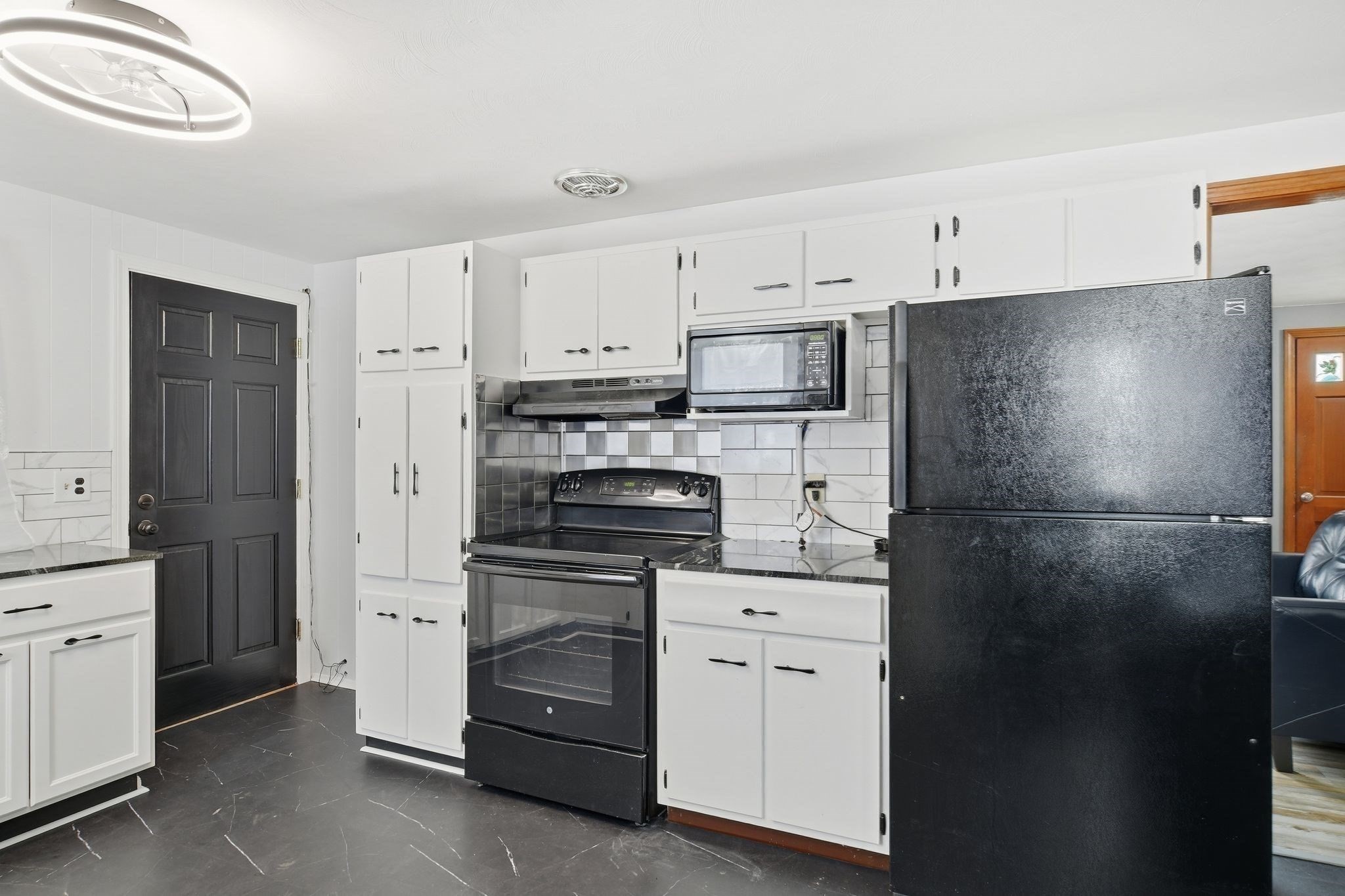 135 Bulat Dr, Springfield, MA 01129 - Image 8