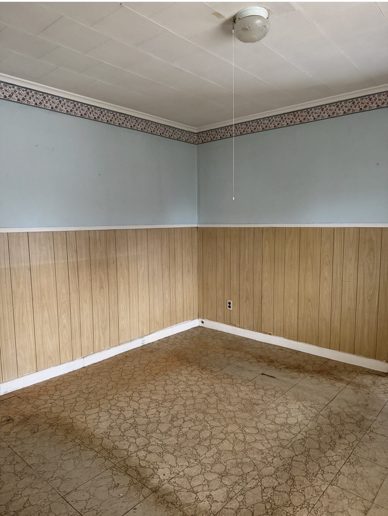 8 Mt Pleasant St, Webster, MA 01570 - Image 4