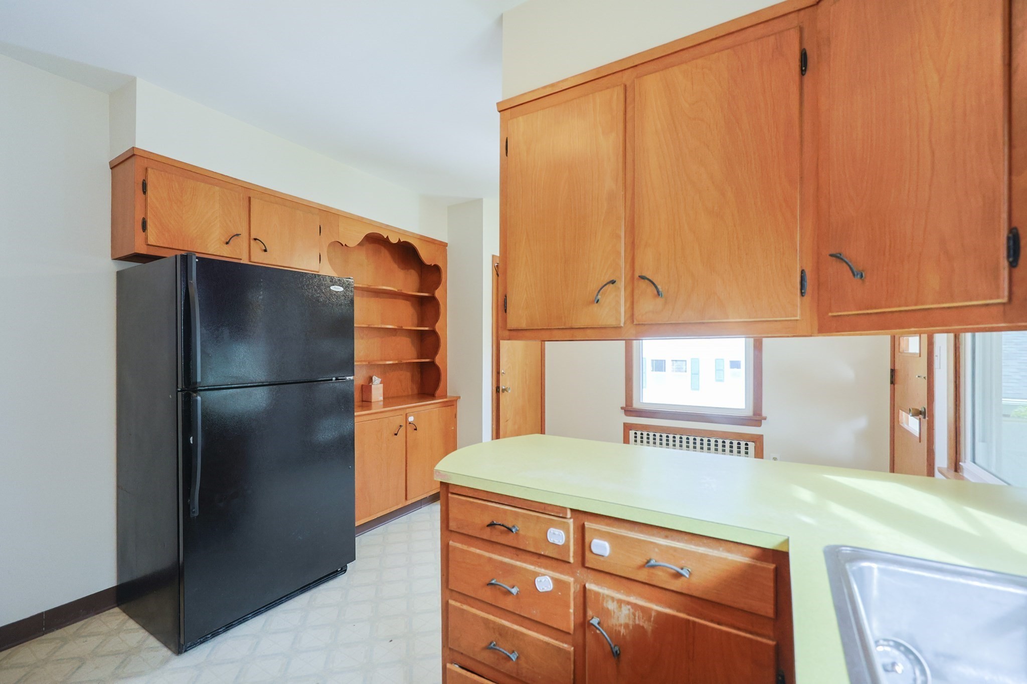 66 Meadow Ln, Somerset, MA 02726 - Image 15